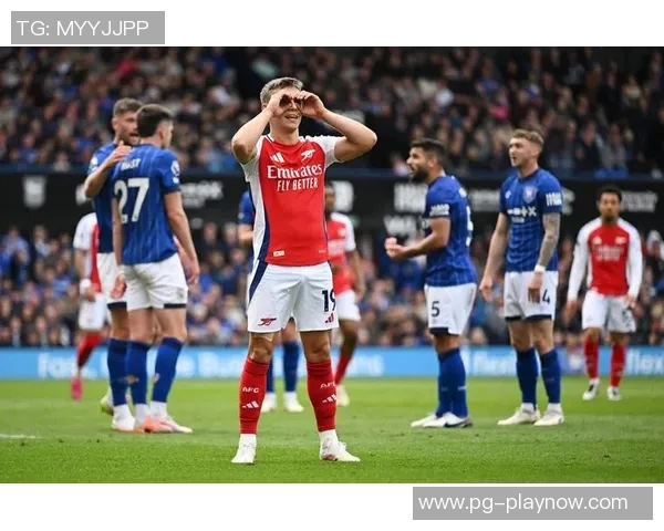 欧联杯精彩对决阿森纳狂胜那不勒斯帽子戏法引爆全场