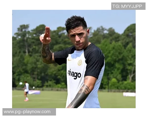 英超激战马竞5-1本菲卡帽子戏法点燃全场转会传闻再起